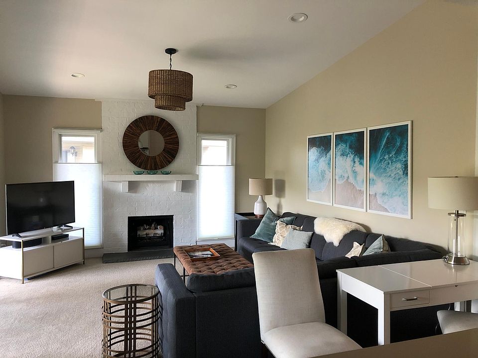 1st image of 16 Abbey Villa Cir Unit H