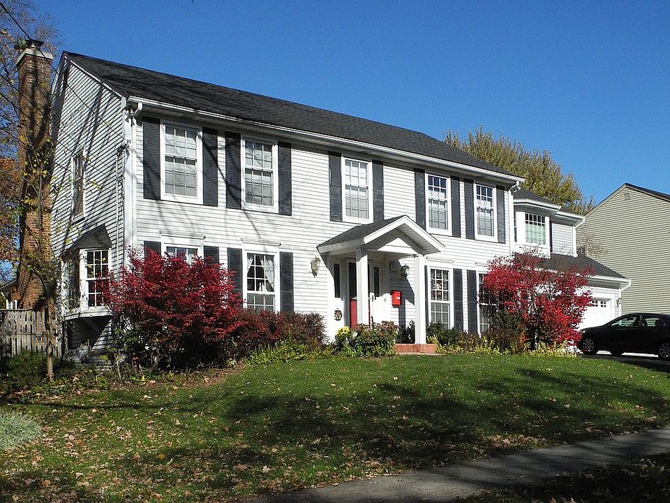 2nd image of 436 Hill Ave