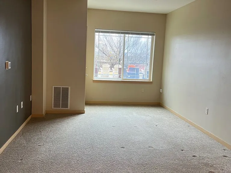 City Deck Landing — Photo 42