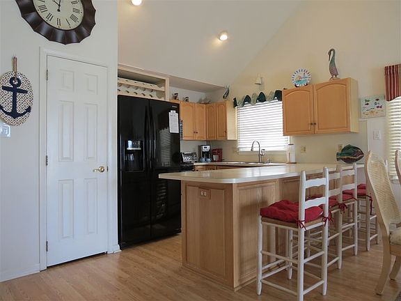 2nd image of 114 70th St #West