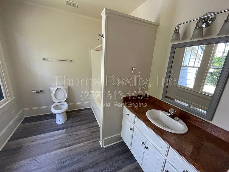 1524 Sunset Ave — Photo 11