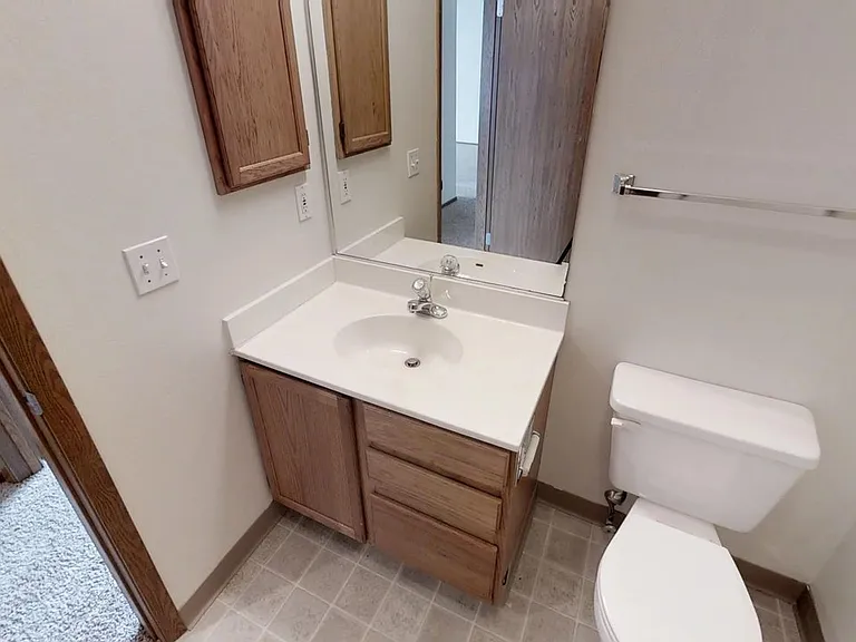 245 Sinclair Ave — Photo 30
