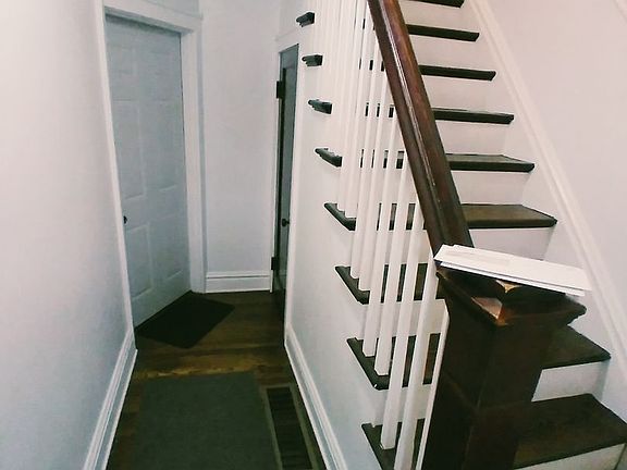 2nd image of 2921 Brannon Ave #2921