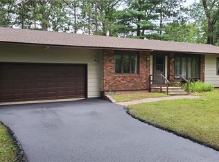 309 Woodlawn St, Spooner, WI 54801