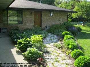 434 Olds Ave, Hartford, MI 49057