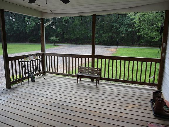 3rd image of 35 Campbells Ln