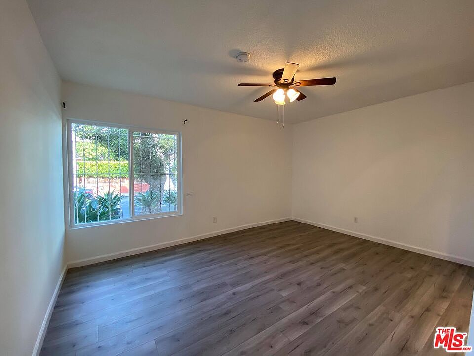 1st image of 7162 Hawthorn Ave APT 1