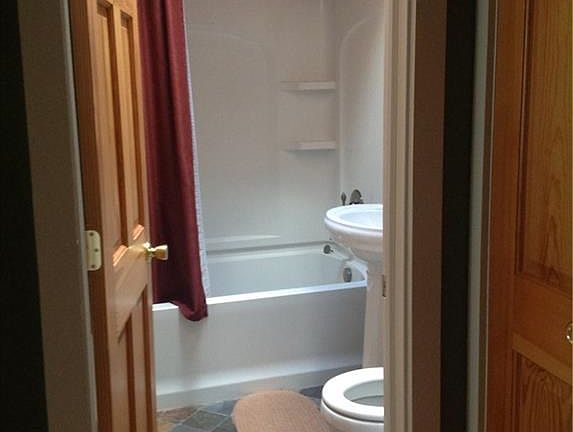 3rd image of 59 Brauncroft Ln