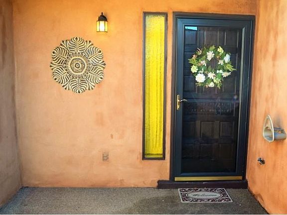 3rd image of 406 Ortiz Dr NE