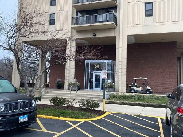 2901 S Michigan Ave APT 1603, Chicago, IL 60616
