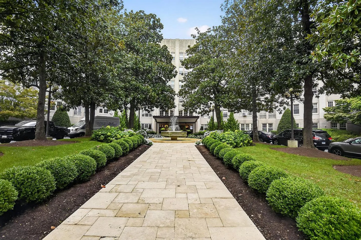 1 bed, 1.0 bath, 891 sqft, $2,800 — Photo 4