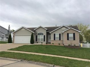 2306 Eagle Pines Dr, Saint Charles, MO 63303