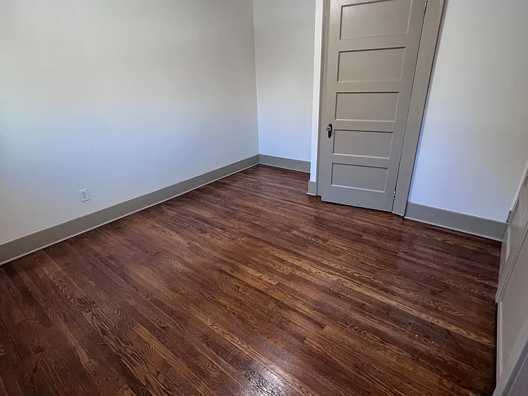 509 N 85th St #14 — Photo 13