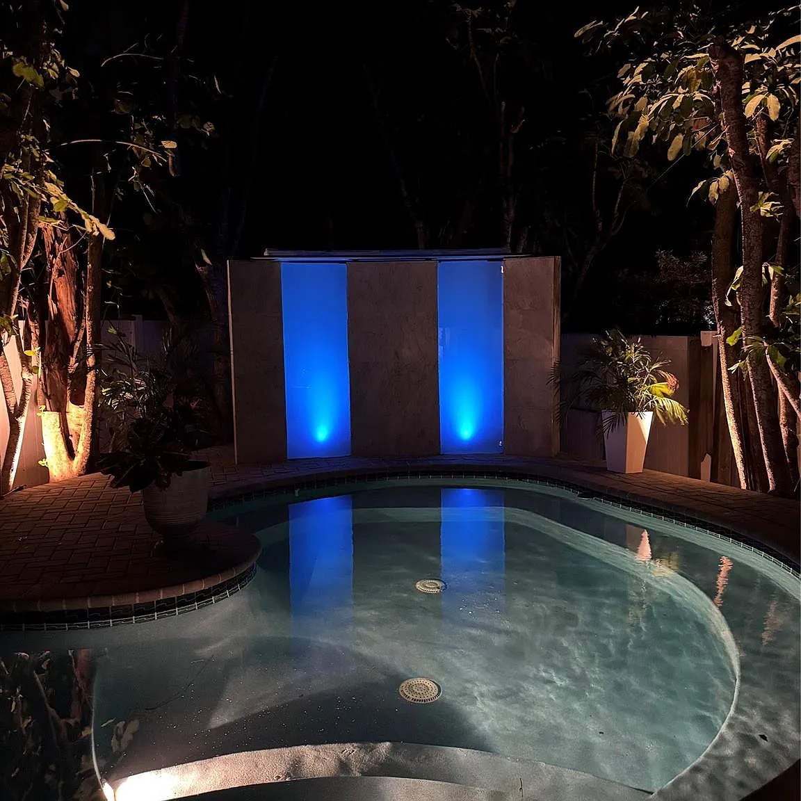 4 bed, 4.5 bath, 2810 sqft, $19,995 — Photo 3
