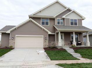 9924 White Fox Ln, Middleton, WI 53562