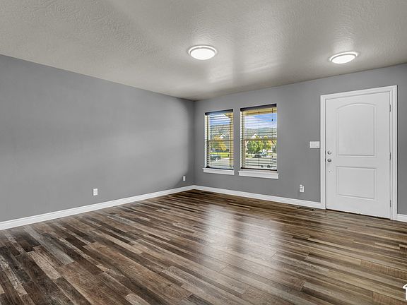 5th image of 4689 N Conestoga Way