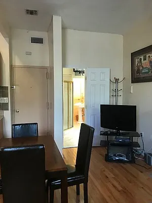 Rented by Perry Associates NYC Inc | media 11