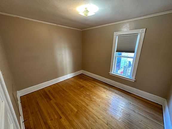 2nd image of 2123-2125 N 47th St #2123