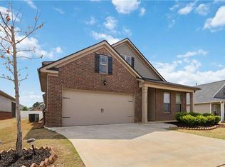 558 Carleton Pl, Locust Grove, GA 30248