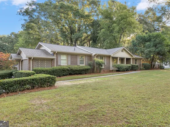 2599 Henderson Rd, Tucker, GA 30084