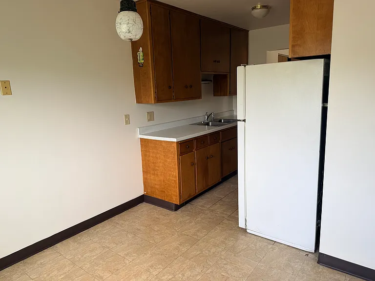 1010 Lafond Ave #10 — Photo 8