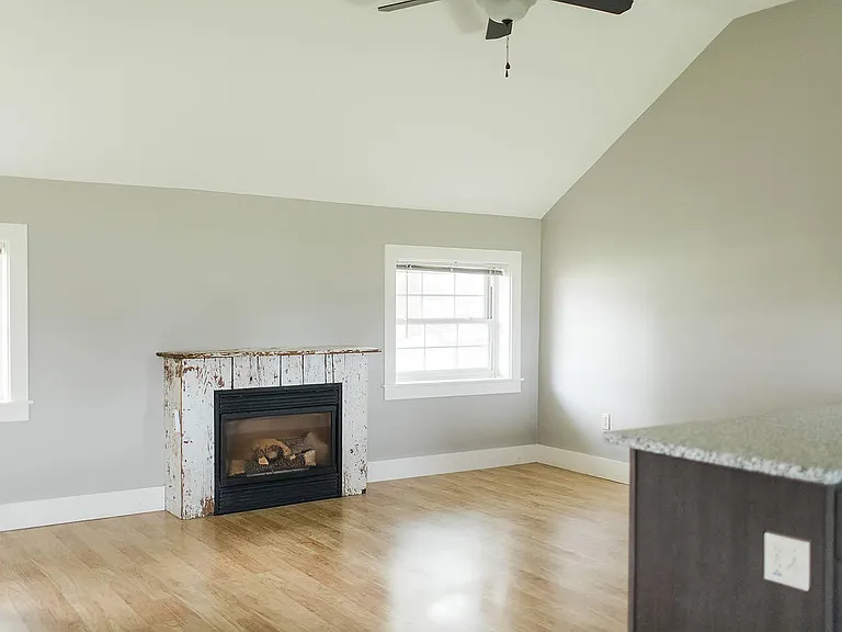 6022 Carpenter St — Photo 3