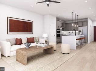 125 Kinsale Pl #1, Oxon Hill, MD 20745