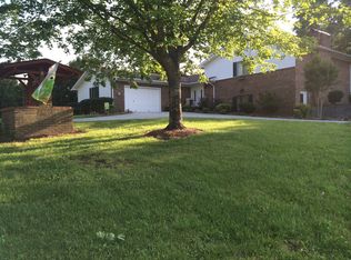 118 Roberson Dr, Mocksville, NC 27028