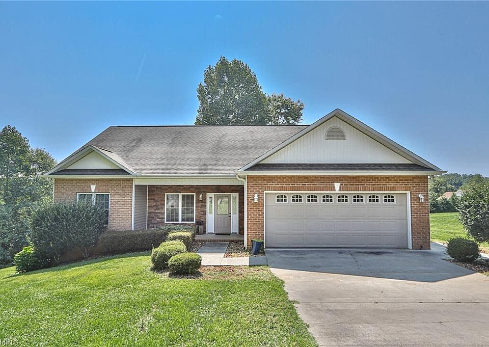 1st image of 300 Lexi Dr