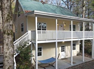 68 Big Rock Dr, Hayesville, NC 28904
