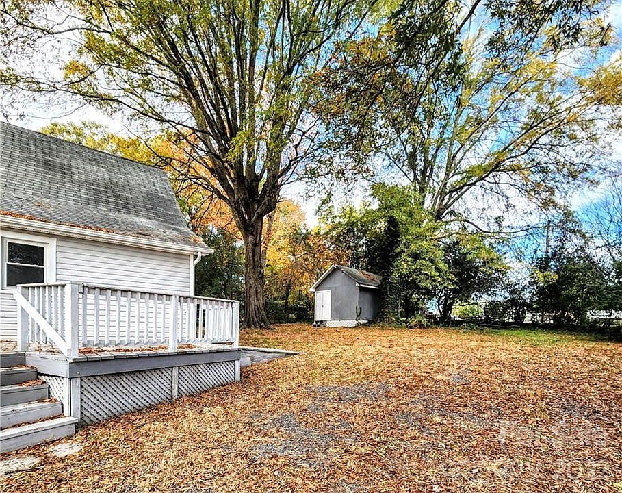 812 Mill St Albemarle NC Zillow