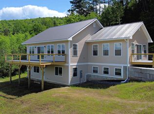 208 Cool Wine Dr, Saint Johnsbury, VT 05819
