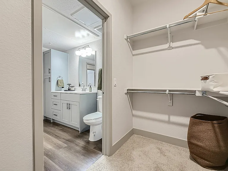 Walk-In and Wow