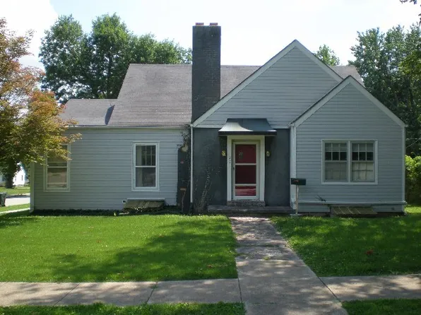 901 W 13th St, Rolla, MO 65401