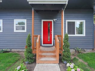 407 S Harrison St, Newberg, OR 97132