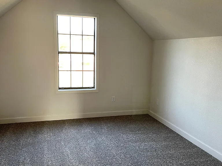 2501 Jeanne McQueen Pl — Photo 10