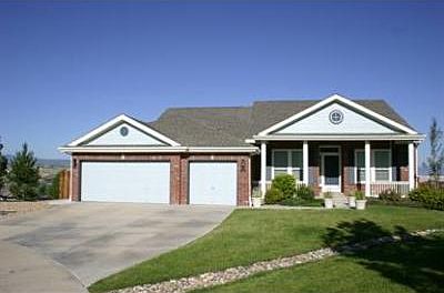 Great Curb Appeal ---Wonderful Views