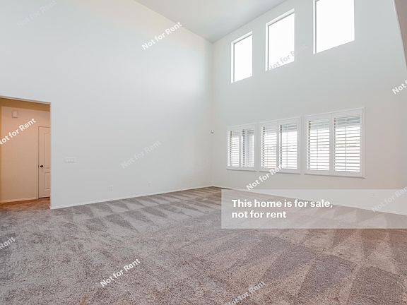 2nd image of 1079 E Pecan Orchard Loop
