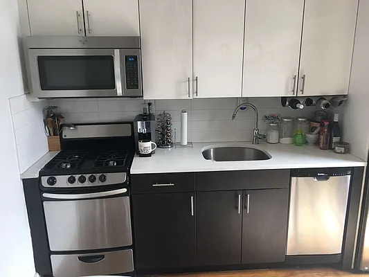 Rented by Trion Real Estate Management | media 10