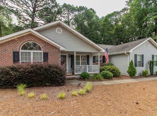 126 Foxcroft Rd, Carthage, NC 28327