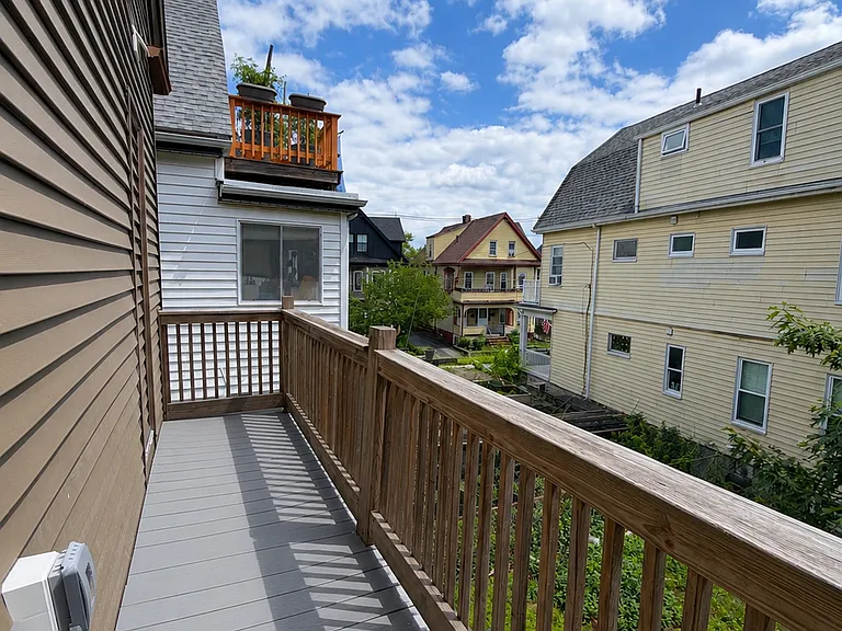 27 Warner St — Photo 21