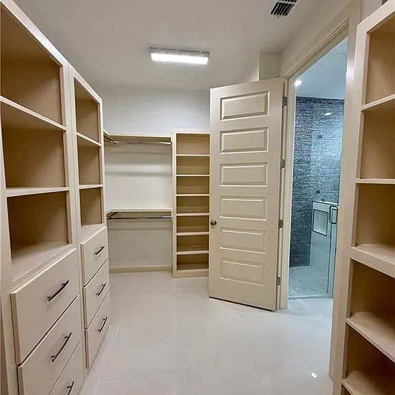 2818 Esmeralda St — Photo 33