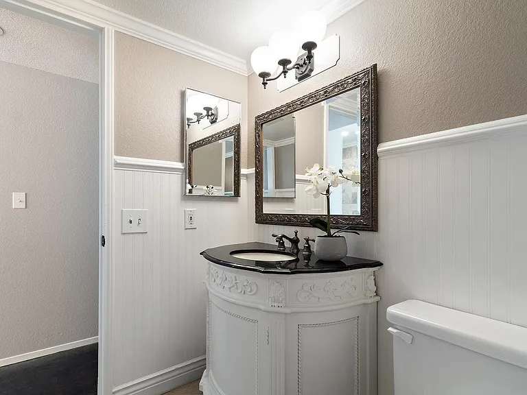 850 Rose Dr — Photo 13