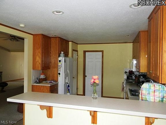 4th image of 2982 Swallen Ave