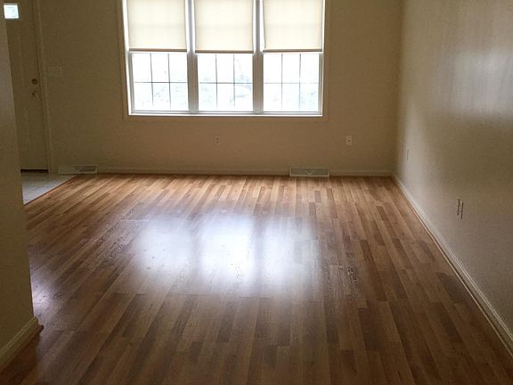 5th image of 22-24 N Bowditch St