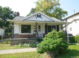 26715 Notre Dame St, Inkster, MI 48141