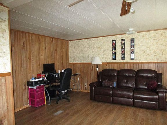 5th image of 1701 N Cody Ave