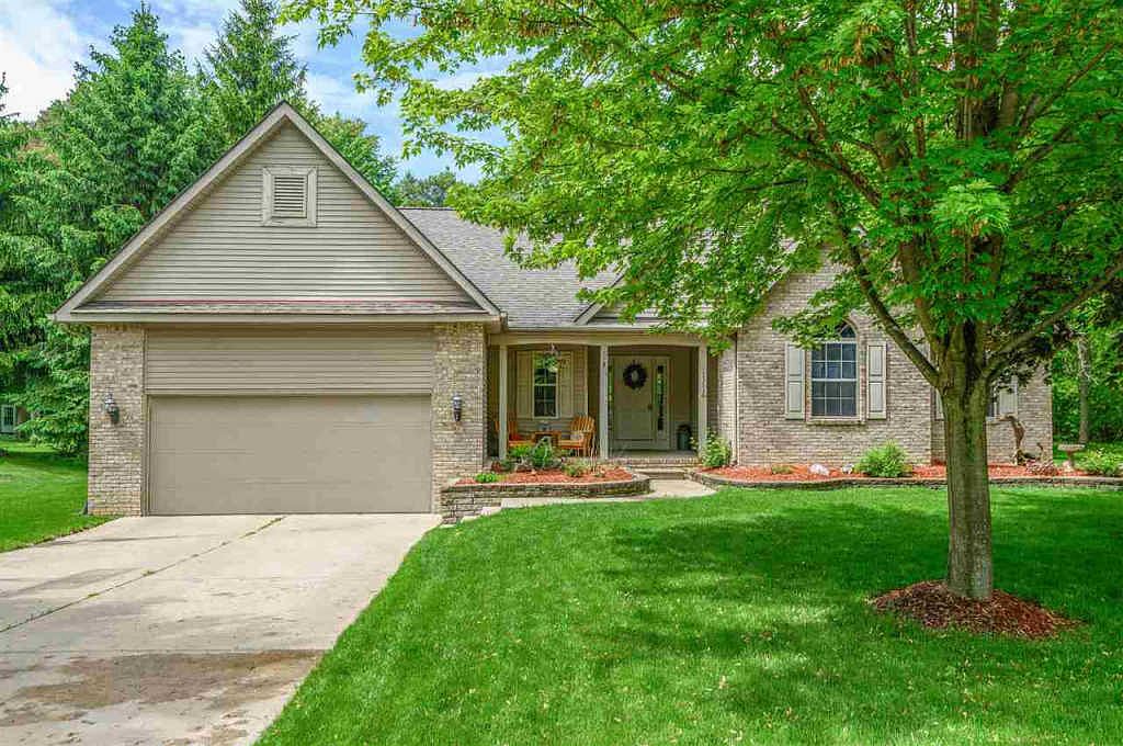 7392 Majestic Woods Dr, Linden, MI 48451 | Zillow