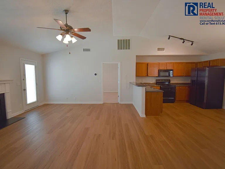 3112 Sherborne Ct — Photo 8
