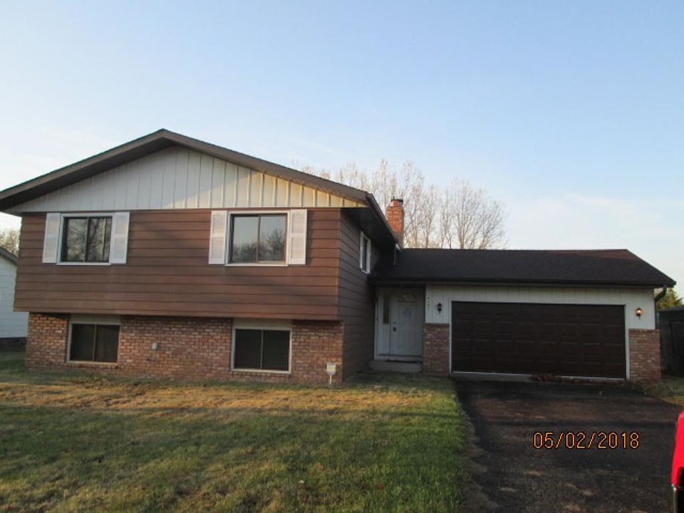 1st image of 8001 81st Ave N